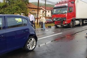 Şoferul de TIR, vinovat de accidentul mortal de la Valea Ursului