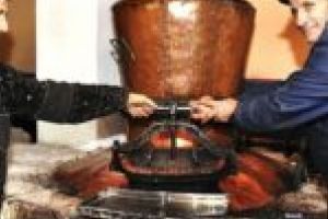 Sărăcie la răchie! Cazanele, sigilate în această toamnă din cauza lipsei prunelor