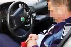 Poliţist reţinut pentru agresiune sexuală. A încercat să profite de colega poliţistă