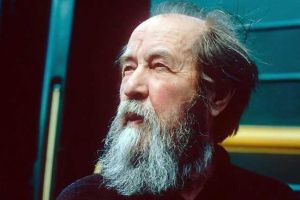 TABLETA  DE  DUMINICĂ  –  Ion Cosmin  Busuioc – Dând la o parte foaia de cort