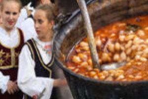 O nouă competiţie gastronomică va încinge ceaunule pe Clisura Dunării