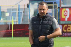 FC Hermannstadt confirmă plecarea lui Enache. Mureşan: ’’Pe listă sunt antrenori care sunt liberi’’