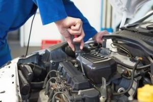 Cum îţi pregăteşti maşina pentru venirea iernii: Cinci verificări care te vor scuti de multe dureri de cap în perioada sezonului rece