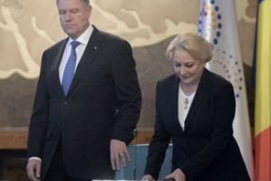 Robot vs om: Iohannis merge cu GulfStream 5, Dăncilă cu trenul