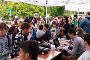 Demonstraţii electrizante la „Noaptea Cercetătorilor Europeni”, ajunsă la a 7-a ediţie