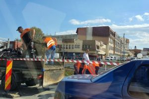 FOTO – Trafic îngreunat la Piaţa Cibin – Evitaţi zona!