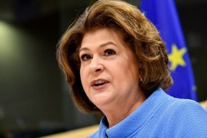 Comisia juridica din PE: Numirea Rovanei Plumb in functia de comisar este ”nepotrivita”
