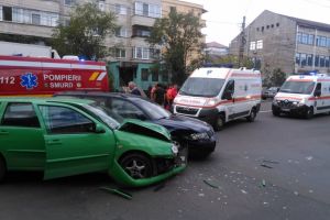 Baia Mare: Accident cu victime pe Republicii. Trei copii transportati la UPU