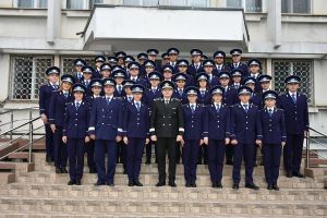 FOTO. Forţe proaspete la IPJ Satu Mare. Zeci de absolvenţi ai Școlilor de Poliţie şi-au început activitatea
