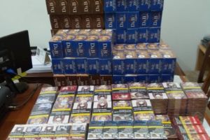 Peste 83.500 de ţigarete de contrabandă şi alte bunuri, în valoare totală de aproape 70.000 de lei, au fost confiscate de poliţiştii harghiteni