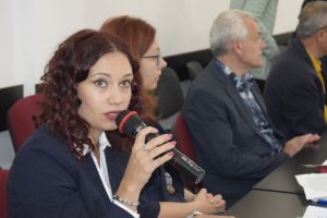 Reprezentanţi ai elevilor sibieni la discuţii cu Prefectul judeţului despre viitoarele locuri de muncă