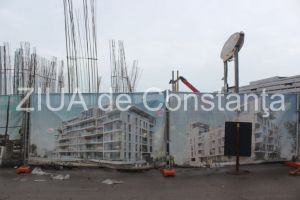  Imobil de cinci etaje, ridicat pe o plaja din statiunea Mamaia. Neo Mamaia SRL vrea sa modifice indicii autorizati