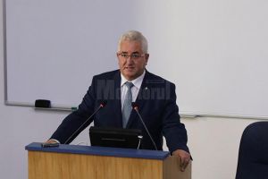 Primarul Ion Lungu le promite studenţilor USV carduri pentru transport local gratuit, din 2020