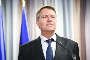 FOTO Cum arăta Klaus Iohannis în tinereţe