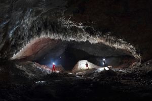 Descoperă altfel peştera Meziad! Tururi ghidate de un arheolog, în caverna din Munţii Pădurea Craiului