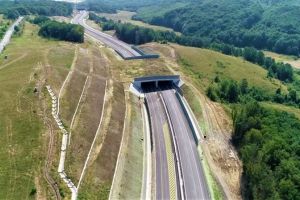 Autostrada A1 Sibiu – Sebeş se scufundă iar – Restricţii de viteză la Km 276 la Sălişte
