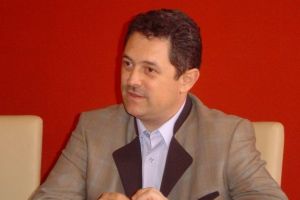 Deputatul Sorin Bota si senatorul Iustin Talpos, fost la PSD, au semnat motiunea de cenzura impotriva Guvernului