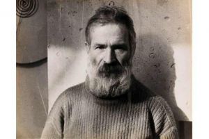 Casa lui Constantin Brâncuşi s-a prăbuşit! Nepăsarea autorităţilor a dus la o dramă naţională