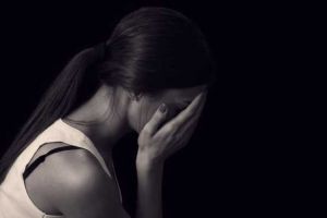 Sibian reţinut după ce şi-a ameninţat fosta iubită