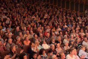Concertul de la Casa de Cultura, moment de bucurie pentru varstnicii din Constanta (galerie foto)