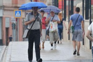 Ploi peste Bihor! Meteorologii anunţă averse şi răcirea vremii