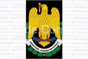 Generalul-locotenent Daniel Petrescu, decorat cu prilejul marcarii a 100 de ani de relatii diplomatice intre Romania si Polonia