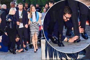 Justin Timberlake a fost atacat la Săptămâna Modei de la Paris (VIDEO)