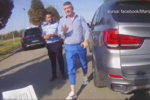 „Sancţiunea” primită de agentul care l-a filmat pe consilierul din Camera Deputaţilor în timp ce înjura poliţiştii. Poliţia a confirmat incidentul