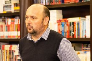 Dumitru Crudu: Literatura trebuie să ne ajute să înţelegem realitatea şi să o confruntăm