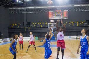 VIDEO Baschet feminin: Olimpia CSU Braşov pierde în prima etapă a Ligii Naţionale