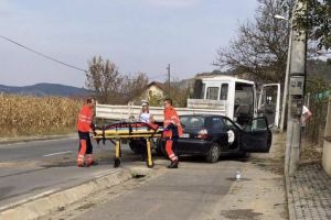 Trafic îngreunat la Mediaş în urma unui accident rutier cu două victime