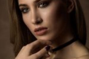 Jocurile Evei – despre sexul slab şi farmecul său puternic