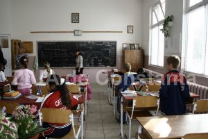 In atentia profesorilor constanteni: Ministerul Educatiei cauta cadre didactice pentru grupurile de lucru ale evaluarilor, examenelor si concursurilor nationale din  2019-2020