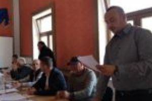 Demisie cu cântec! Consilier PSD – ţinta atacurilor politice de la malul Dunării