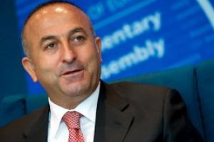 Turcia: Ankara denunta un “atac ce depaseste limitele” din partea presedintelui francez Emmanuel Macron