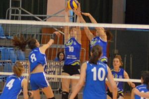 Voleibalistele debutează cu junioarele