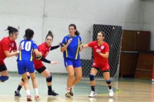 Campioanele, victorie la pas