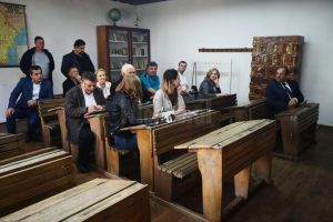 Școala Securiceni, veche de 150 de ani, a fost deschisă în Muzeul Satului Bucovinean din Suceava