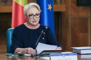 Viorica Dăncilă, despre anunţul concedierii a 400.000 de bugetari: 'Nu le pasă de oameni, le pasă de ceea ce vor să facă ei pentru ei'