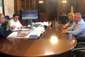 Întâlnire între deputatul PSD de Prahova Laura Moagher şi ministrul Transporturilor, pe tema proiectelor de infrastructură din judeţ