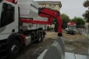 Primele containere de deşeuri îngropate, date în folosinţă la Craiova