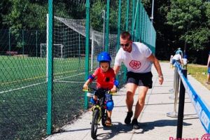 FOTO Proiectul „Școala de biciclete” organizat la Sibiu – Copiii au învăţat despre importanţa sportului