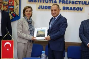 FOTO- Ambasadorul Turciei la Bucureşti, în vizită la Braşov