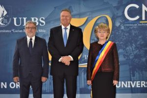 FOTO – Aniversare emoţionantă la ULBS. Preşedintele Iohannis alături de sute de invitaţi la sărbătoare