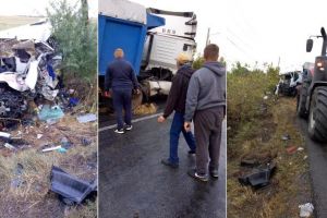 Foto/Video| Accident CUMPLIT pe DN 2A: ZECE MORȚI şi nouă răniţi după ce un microbuz a lovit un TIR