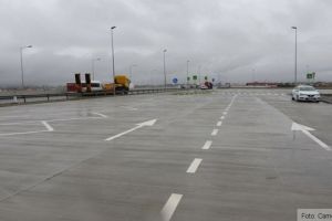 Parcările de pe Varianta de Ocolire a Braşovului au fost date în folosinţă