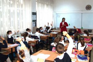 FOTO „Părinţi la catedră” de Ziua Educaţiei, la Școala Gimnazială Nr. 11 Botoşani