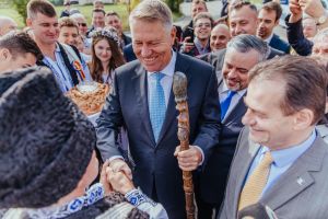 La Iaşi, Klaus Ioahnnis a fost întâmpinat „moldoveneşte”