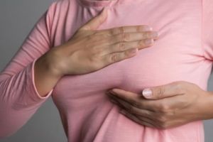 Tot mai multe femei din Argeş fac cancer la sân