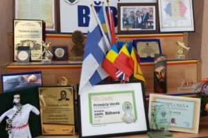 Primar din Argeş: tinerii să facă şi copii, nu doar nunţi!